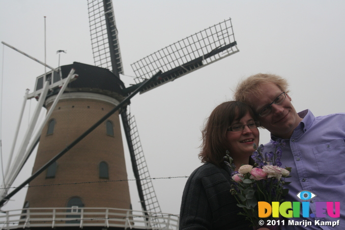 IMG_7343 Jenni and Marijn at windmill